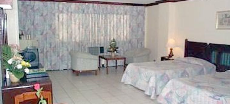 Hotel Las Palmas:  MANILA