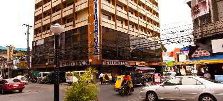 Hotel Pearl Garden:  MANILA