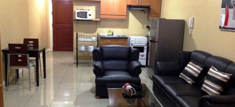 Hotel Manila Condo Home At Robinsons Place:  MANILLE