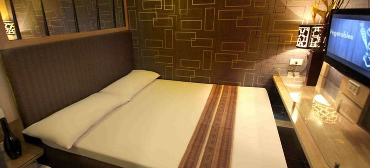 Hotel Victoria Court Gil Puyat:  MANILLE
