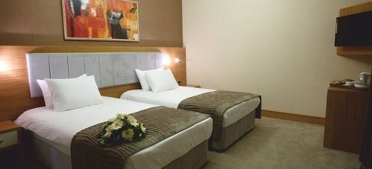 Hotel Dovsotel Manisa: Foto 