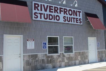 Hotel Riverfront Studio Suites:  MANKATO (MN)