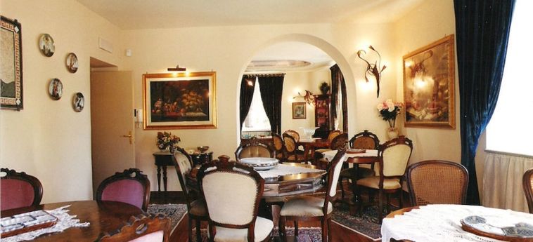 Hotel Villa Clodia:  MANZIANA - ROMA