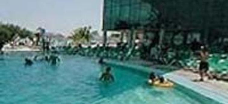 Hotel Magic Nirvana Club Resort:  MAR MUERTO