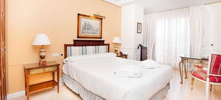 Hotel Apartamentos Guadalpin Boutique:  MARBELLA - COSTA DEL SOL