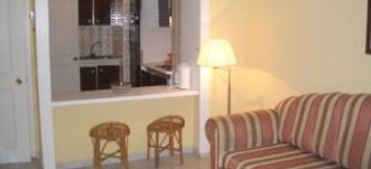 Hotel Apartamentos Jardines Del Mar:  MARBELLA - COSTA DEL SOL