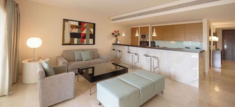 Hotel Don Carlos Leisure Resort &Amp; Spa:  MARBELLA - COSTA DEL SOL