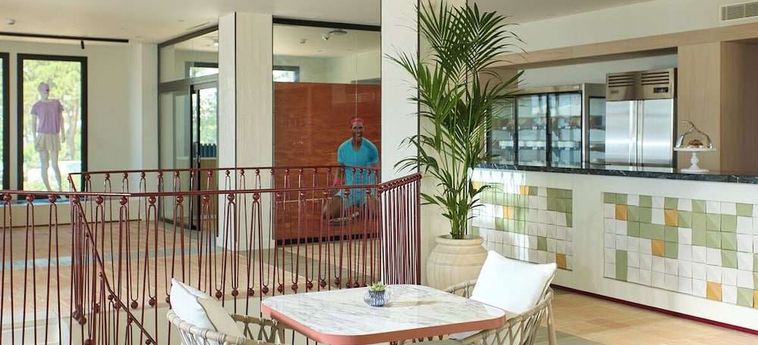 Hotel Don Carlos Leisure Resort &Amp; Spa:  MARBELLA - COSTA DEL SOL