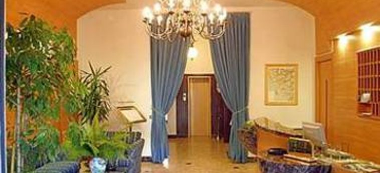 Hotel Venezia:  MARINA DI PIETRASANTA - LUCCA