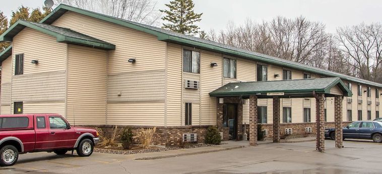 QUALITY INN & SUITES DOWNTOWN AREA 3 Sterne