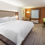 HOLIDAY INN EXPRESS & SUITES MARION 2 Stars