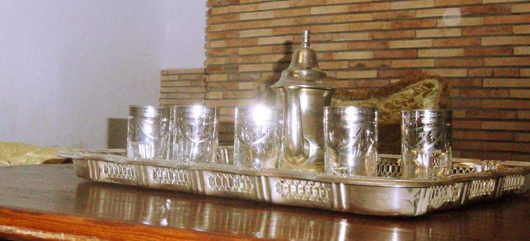 Hotel Riad Adraoui:  MARRAKECH