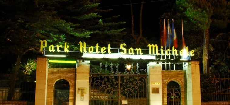 Park Hotel San Michele:  MARTINA FRANCA - TARANTO