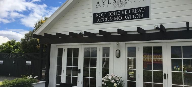 Aylstone Boutique Retreat:  MARTINBOROUGH
