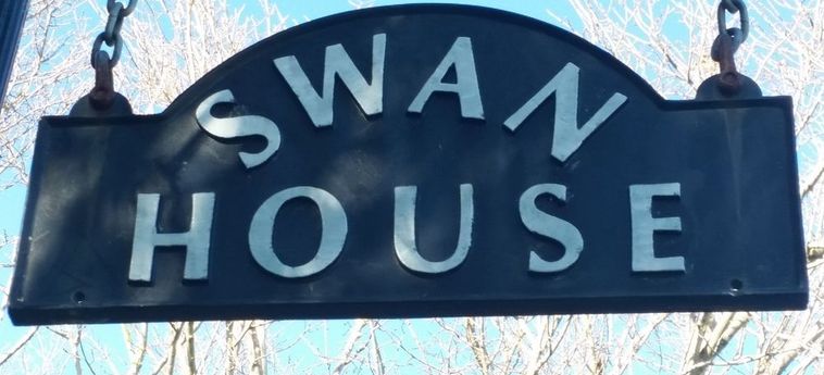 Swan House:  MARTINBOROUGH