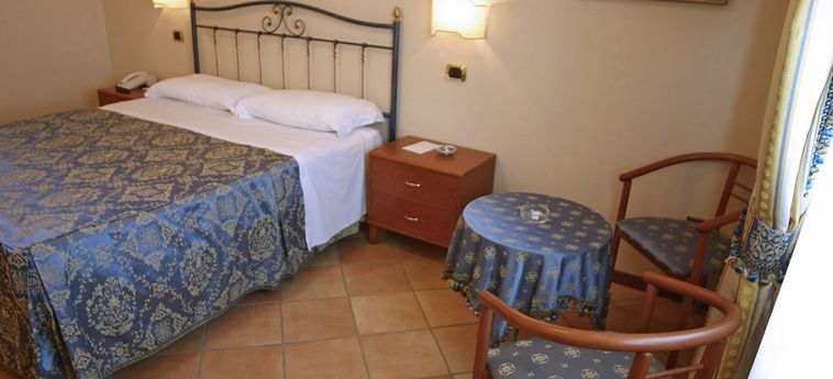 Hotel  Villa Luigi:  MARTINSICURO - TERAMO