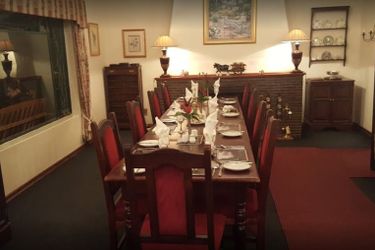 Hotel Norma Jeanes Lake View Resort:  MASVINGO
