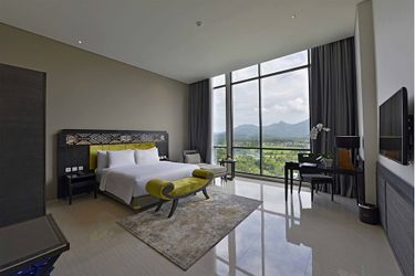 Hotel Lombok Astoria:  MATARAM