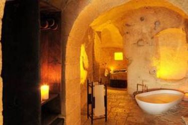 Hotel Sextantio Le Grotte Della Civita:  MATERA