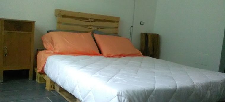 Hotel Zero B&Amp;B - Near Grotta Dei Pipistrelli E Grotta Funeraria Matera : Photo 