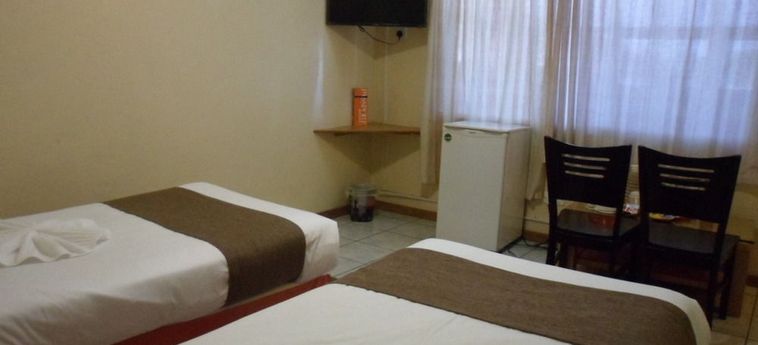 Hotel Centre Lodge:  MAUN