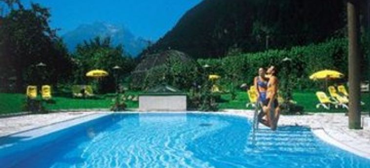Hotel Neuhaus Zillertal Resort:  MAYRHOFEN