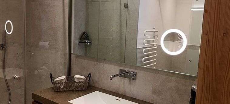 Alpin Hotel Garni Eder Private Living Mayrhofen: Foto 