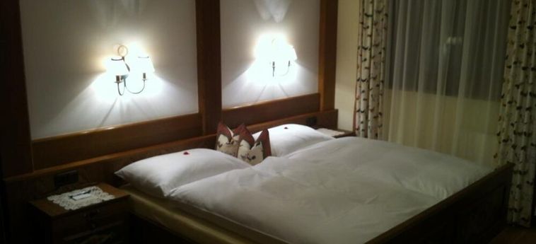 Alpin Hotel Garni Eder Private Living Mayrhofen: Foto 