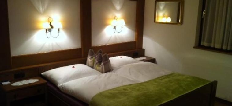 Alpin Hotel Garni Eder Private Living Mayrhofen: Foto 