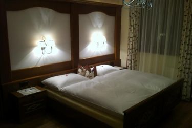 Alpin Hotel Garni Eder Private Living Mayrhofen: Photo 