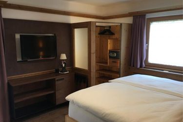 Alpin Hotel Garni Eder Private Living Mayrhofen: Photo 