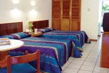 Costa De Oro Beach Hotel:  MAZATLAN