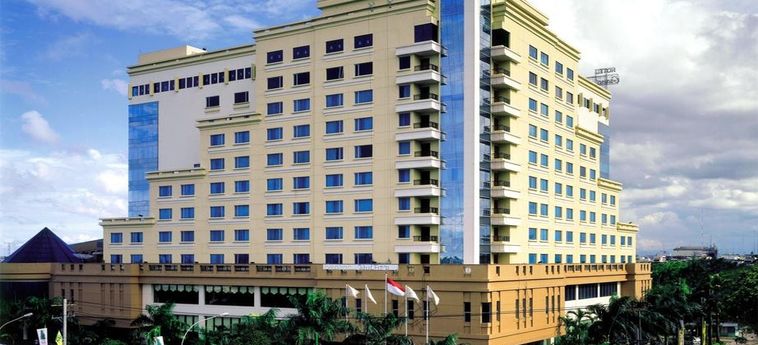 Hotel Grand Mercure Maha Cipta Medan Angkasa:  MEDAN