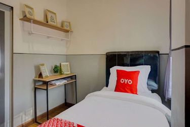 Hotel Super Oyo 93064 Alhesa Residence Medan: Photo 