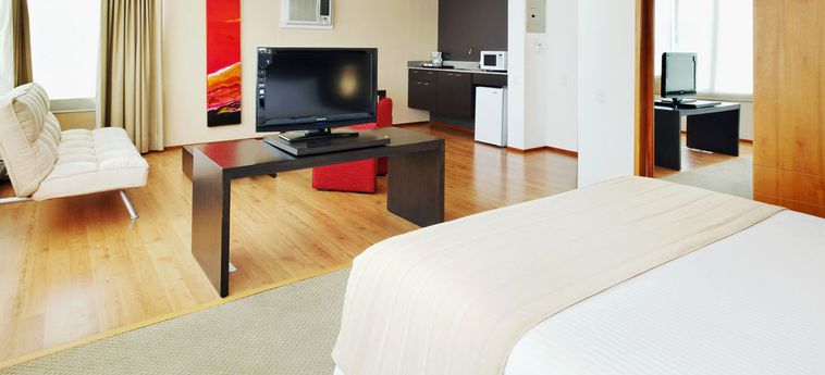 Hotel Holiday Inn Express & Suites Medellin:  MEDELLIN