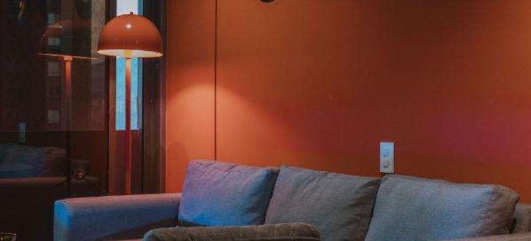 Versus Hotel:  MEDELLIN