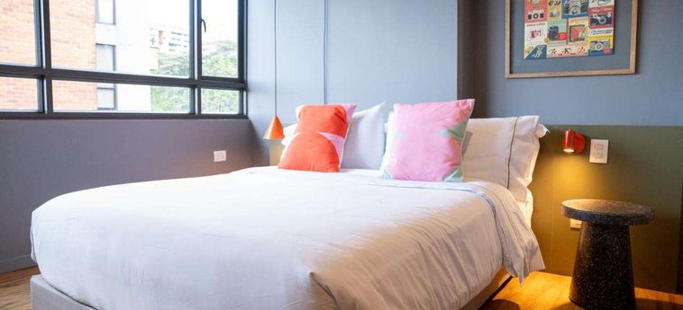Versus Hotel:  MEDELLIN