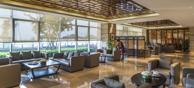 Hotel Intercontinental Heilong Lake:  MEISHAN