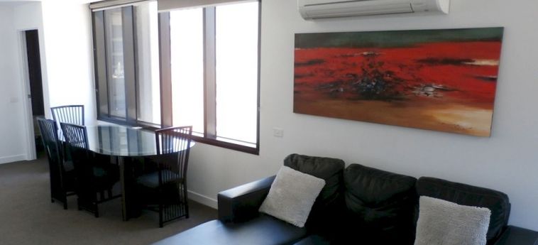 Aura On Flinders Serviced Apartments:  MELBOURNE - VICTORIA