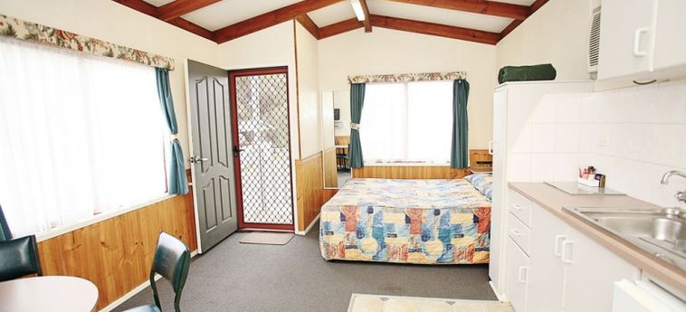 Hotel Ashley Gardens Big4 Holiday Village:  MELBOURNE - VICTORIA
