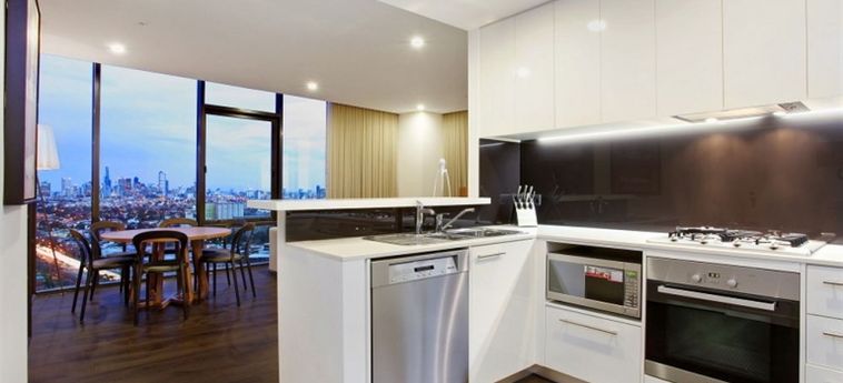 Alt Tower Serviced Apartments:  MELBOURNE - VICTORIA