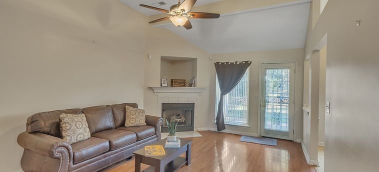 Hotel Charming Comfortable Memphis Getaway 3 Bedroom Home By Redawning Memphis (Tn): Photo 
