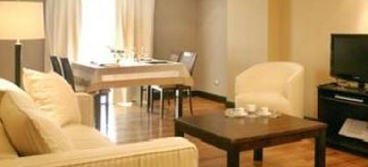 Hotel Premium Tower Suites:  MENDOZA