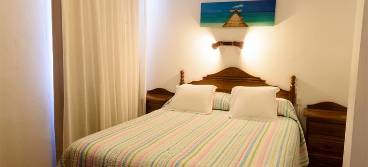 Hotel Hostal La Isla:  MENORCA - ISLAS BALEARES