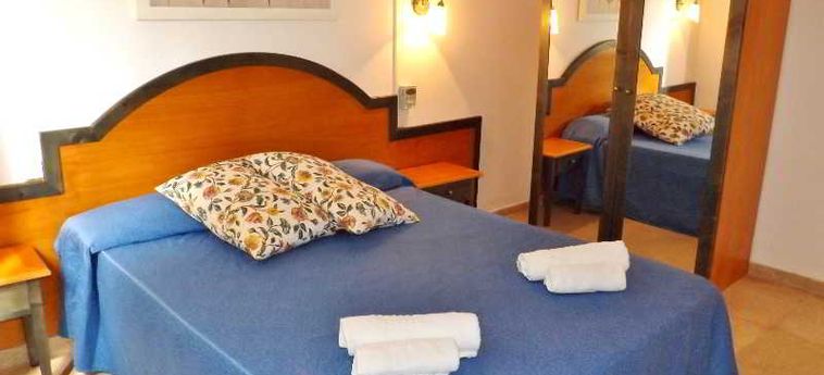 Hotel Apartamentos Cel Blau:  MENORCA - ISLAS BALEARES