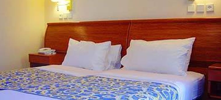 Hotel Oasis Dead Sea:  MER MORTE