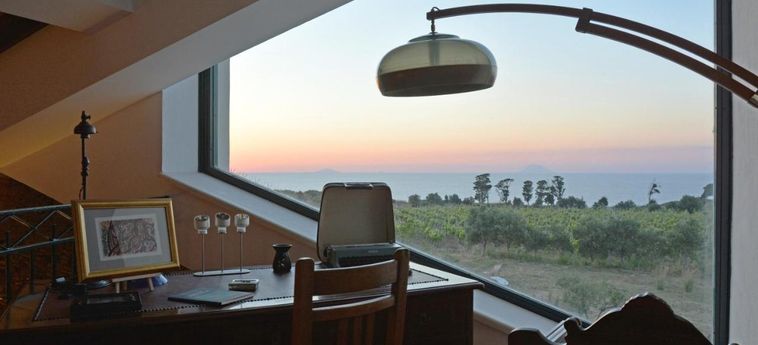 Hotel Tenuta Rasocolmo Messina: Foto 