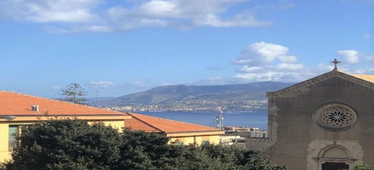 COSY APARTMENT IN MESSINA WITH BALCONY 3 Stelle