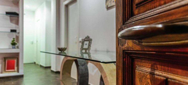 Tribunale Basement Apartment:  MESSINA