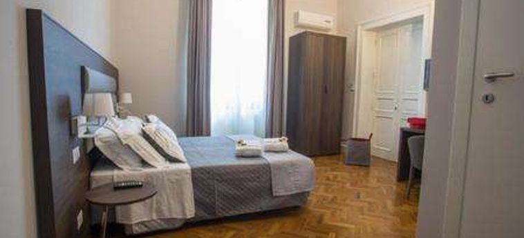 Hotel Re Vittorio De Luxe Accomodations Messina: Foto 